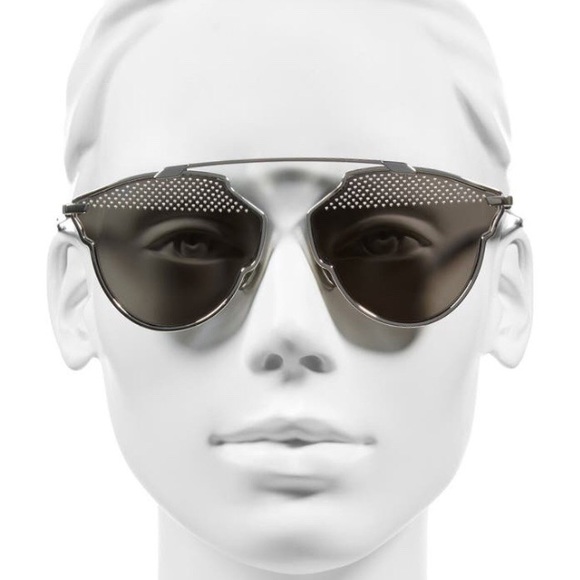 Christian Dior Studded π - Picture 14 of 15